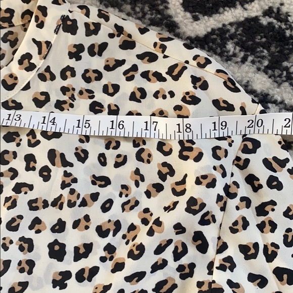 Zac and Rachel Cheetah print high low blouse - Picture 6 of 8